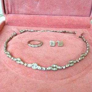 RHINESTONE STATEMENT BIB NECKLACE CHOKER WITH THE RHINESTONE RING AND EARRINGS